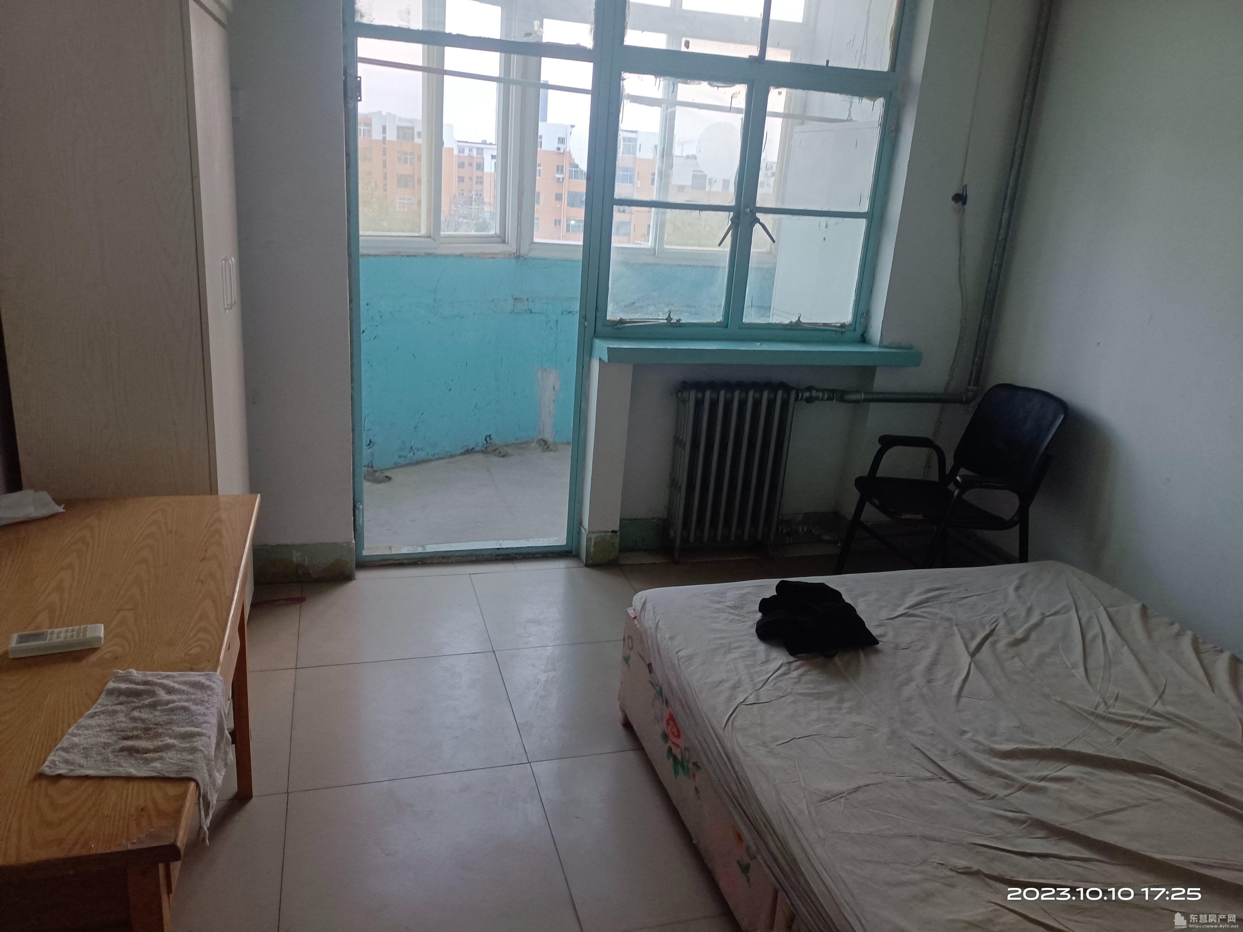 出售新區東辛釆廠58中學55平米萬住宅