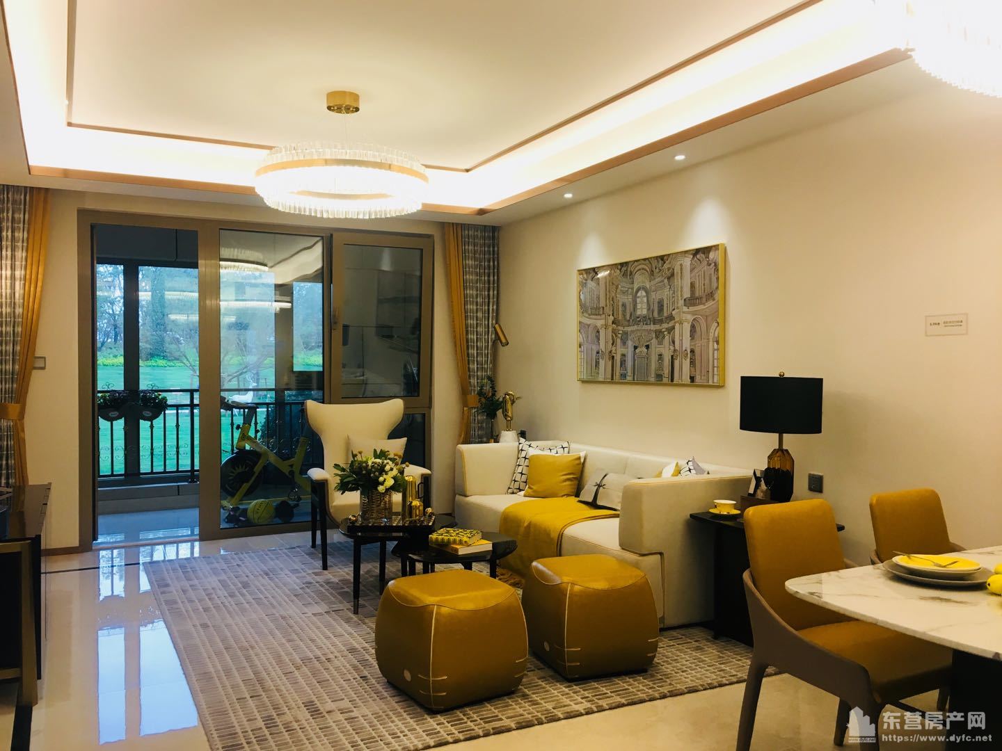 青島西海岸金沙樂府樣板間