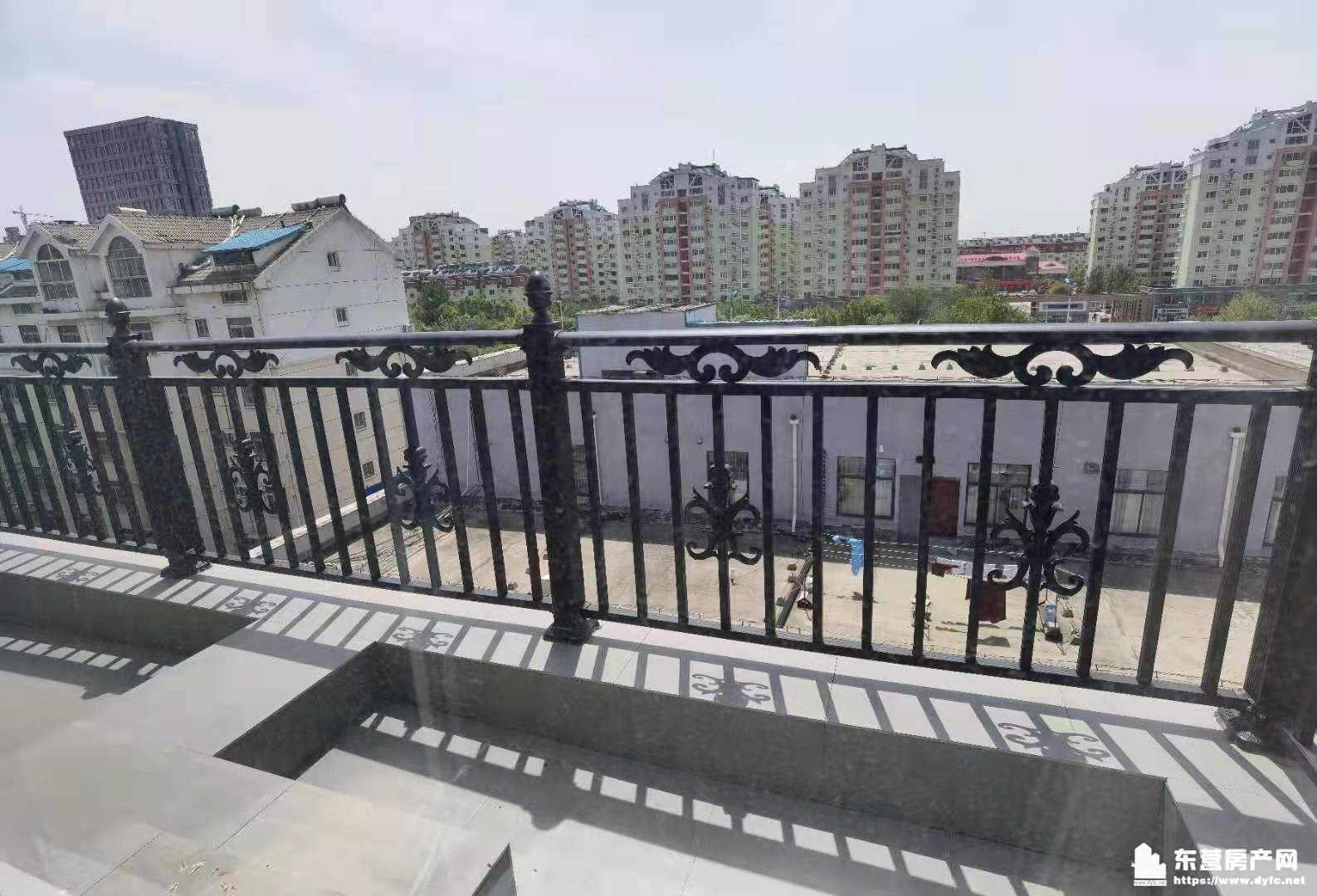 勝利一中南校學區-時代家園電梯閣樓