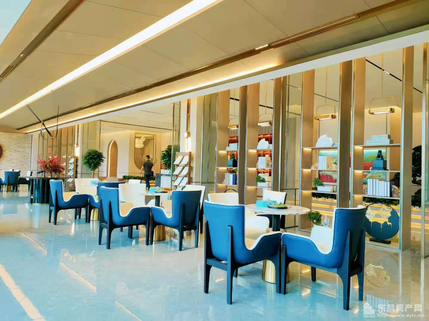 眾成悅島華庭項目現場