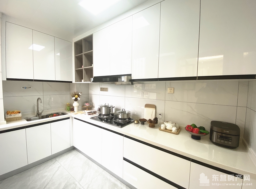 奧體學都樣板間