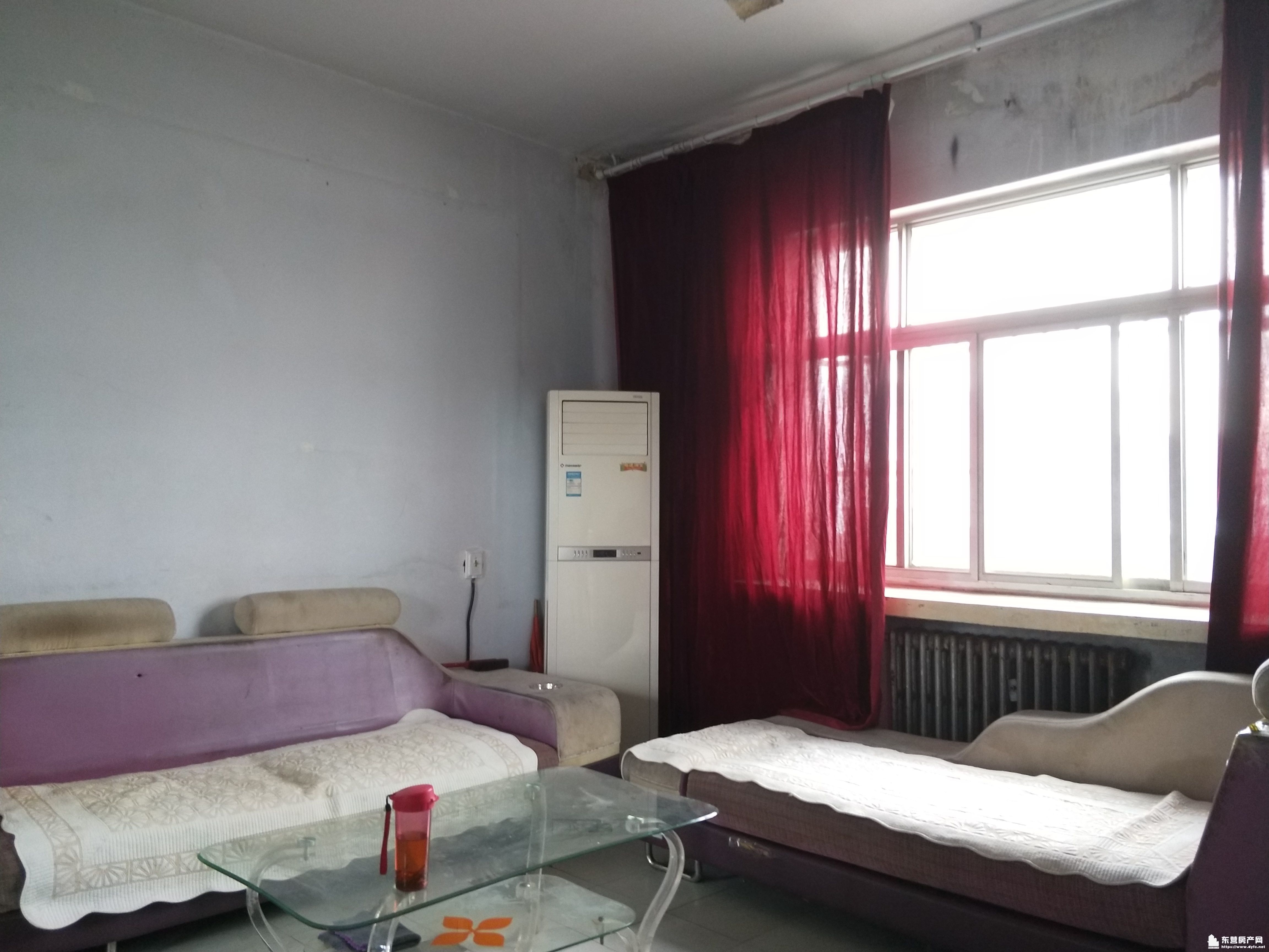 八分場“運發小區” 60型5樓出售，地下室15平