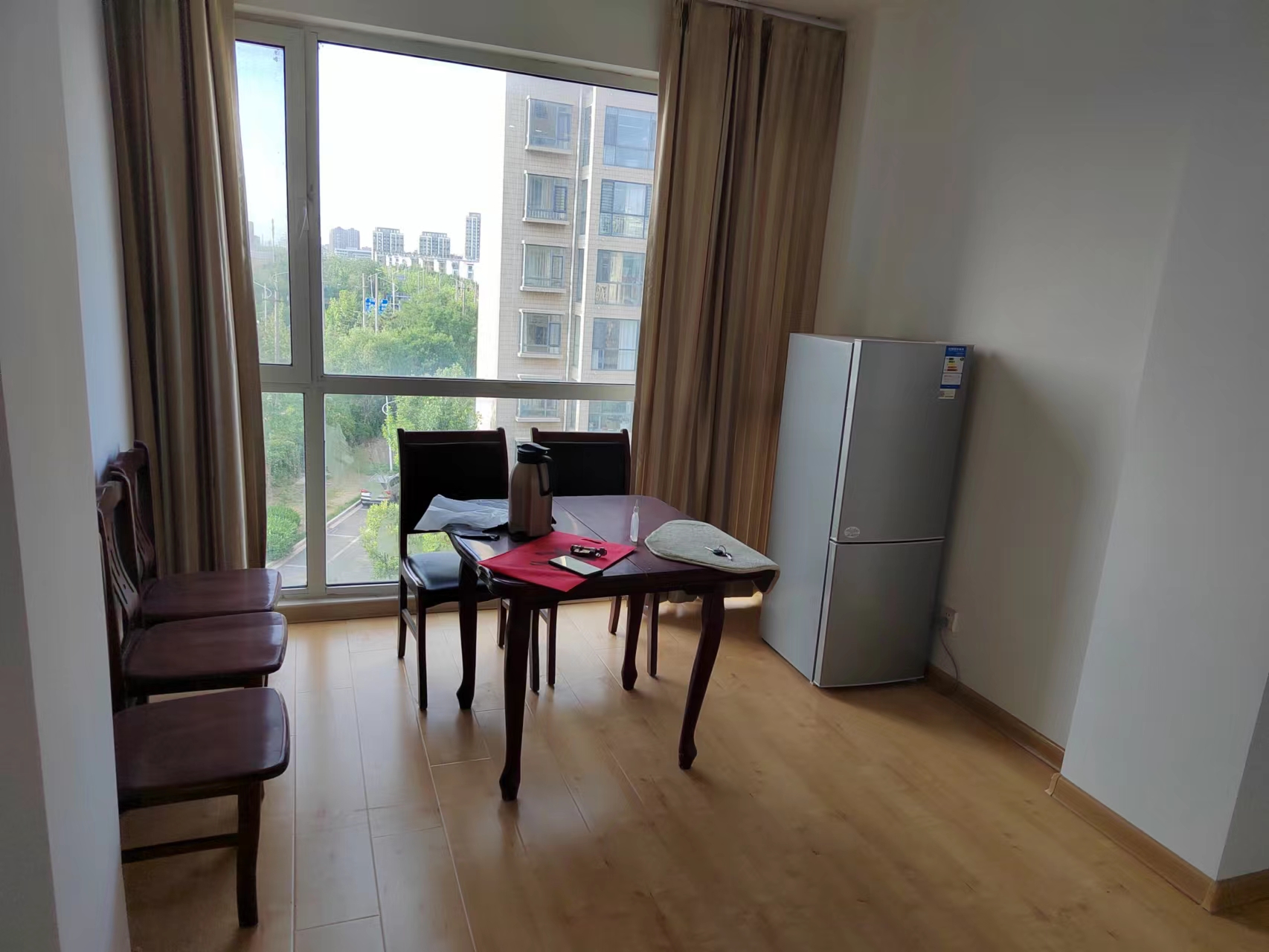 勝宏尚郡小高層學區房出租