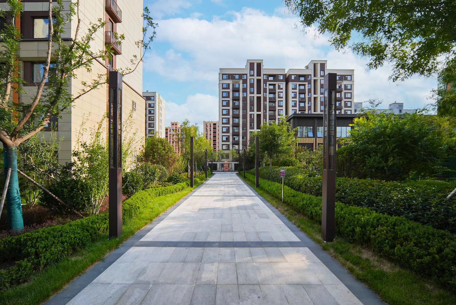 眾成名園實景圖