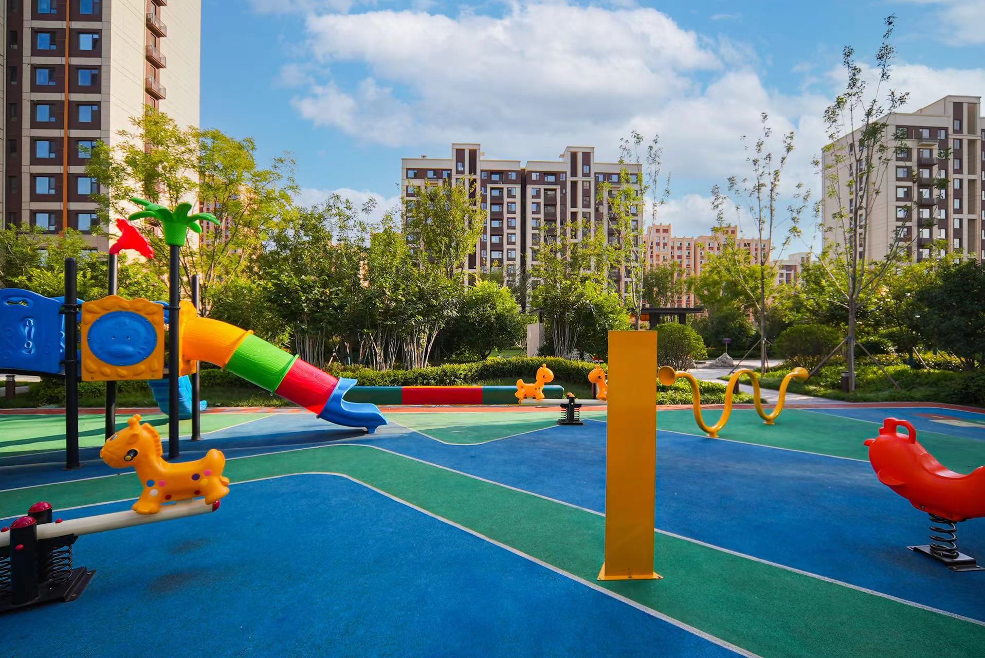 眾成名園實景圖