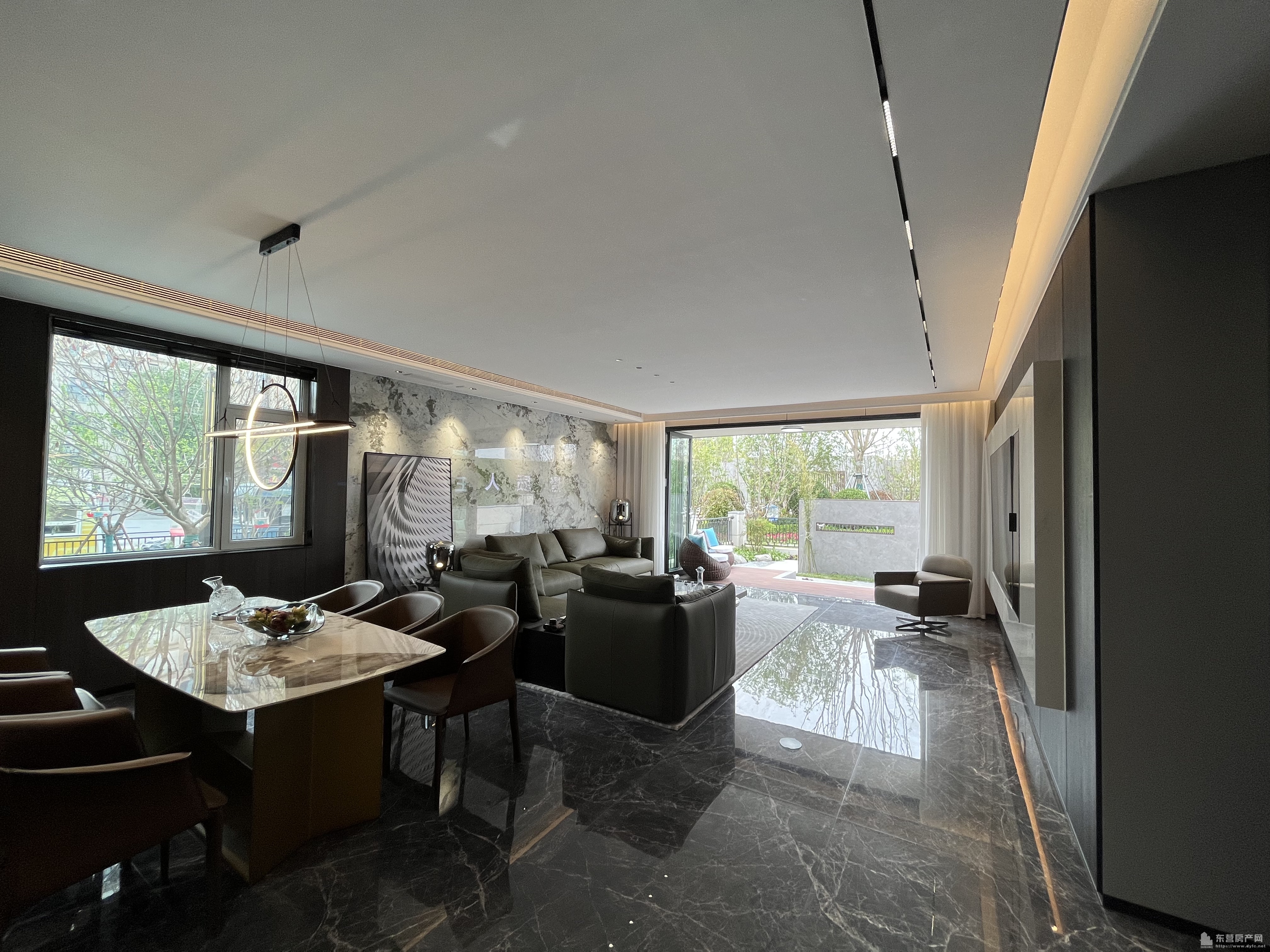 海通新邦·山河城別墅樣板間