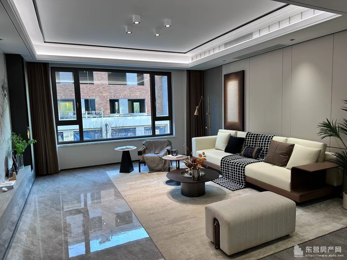 眾成凱悅華著樣板間