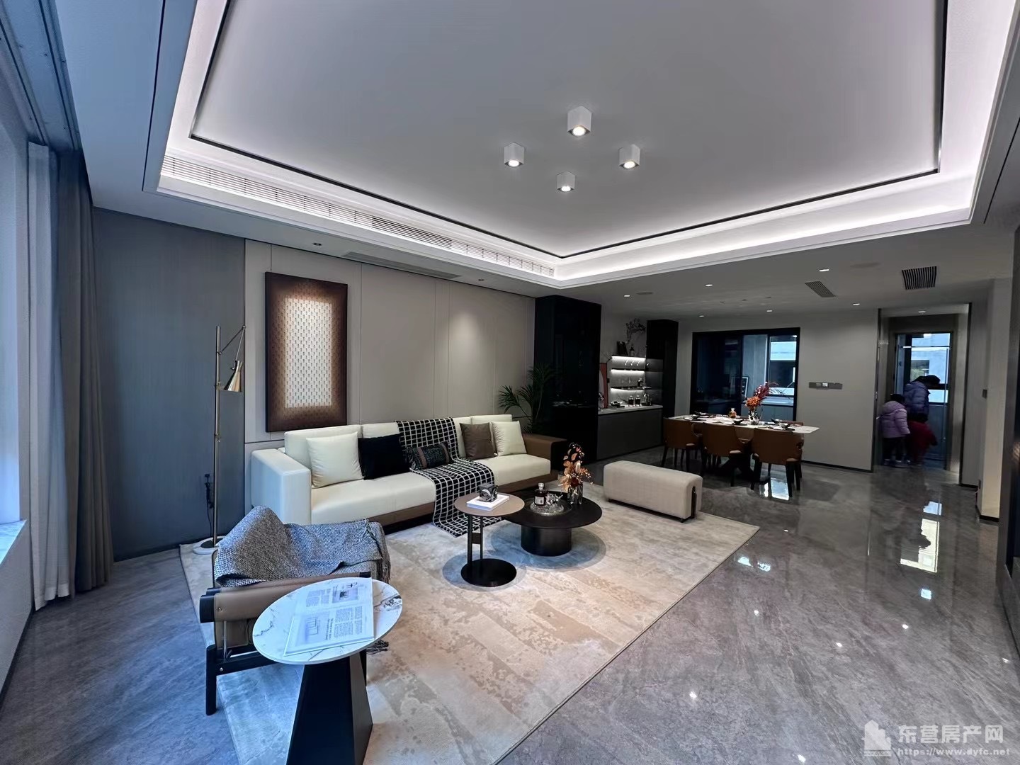 眾成凱悅華著樣板間