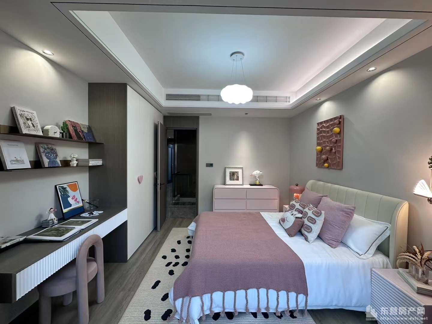 眾成凱悅華著樣板間