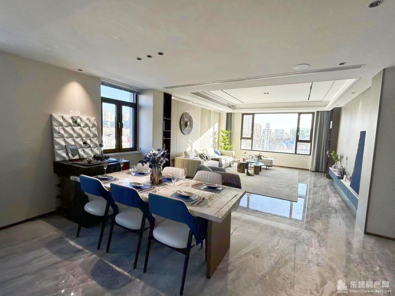 眾成東辛華著樣板間