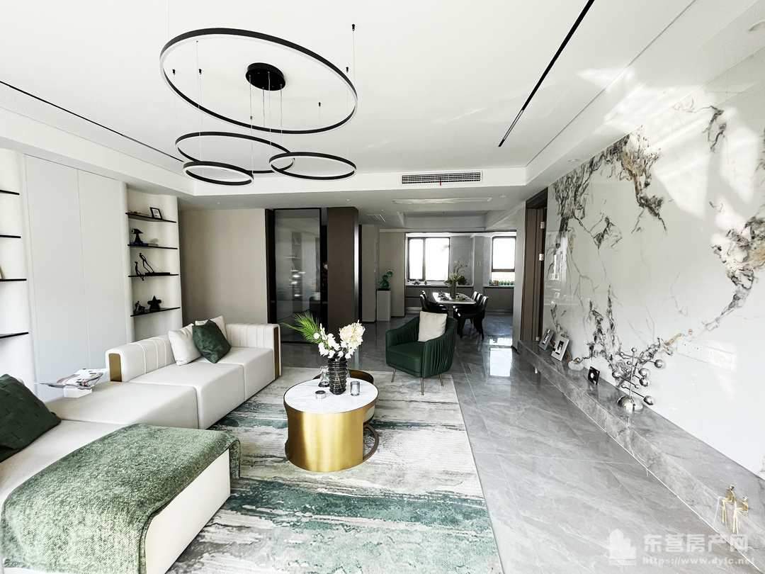 眾成悅島華庭樣板間