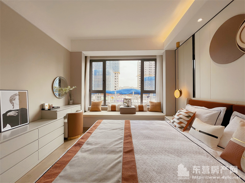 眾成嘉悅華庭樣板間