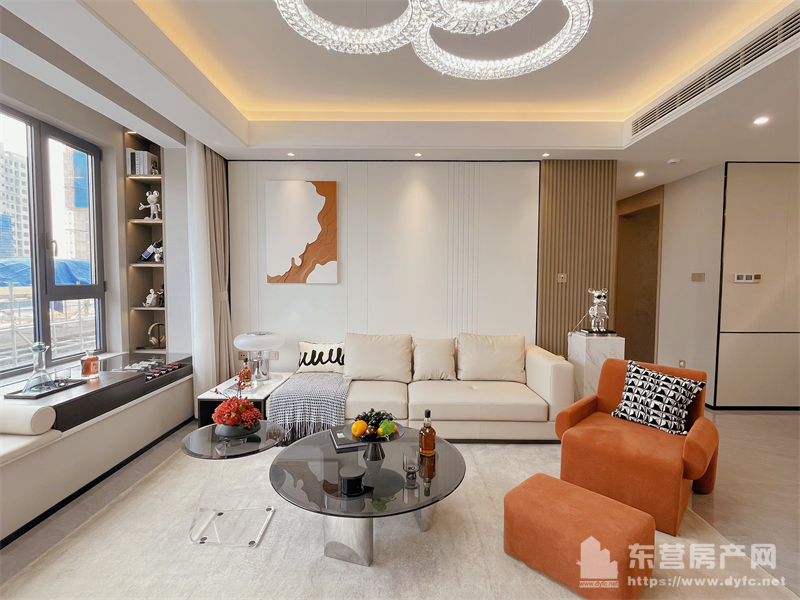 眾成嘉悅華庭樣板間