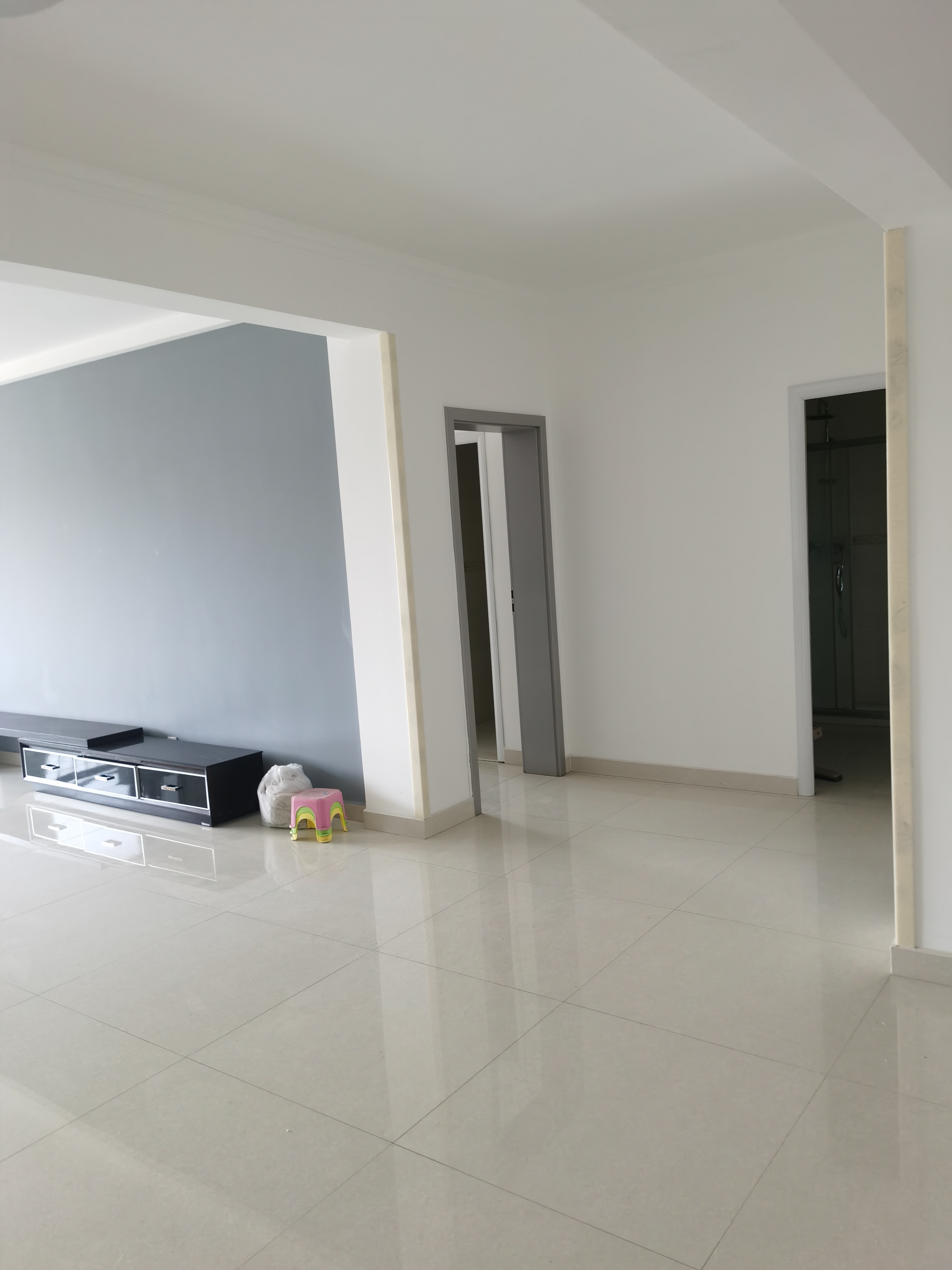 東城悅來山水居多層帶地上28平車庫