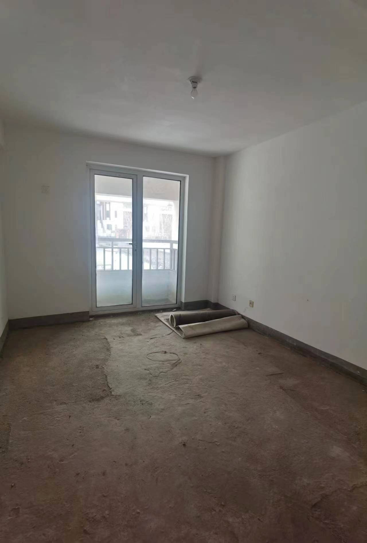 錦程佳園聯排！298平帶車庫330萬