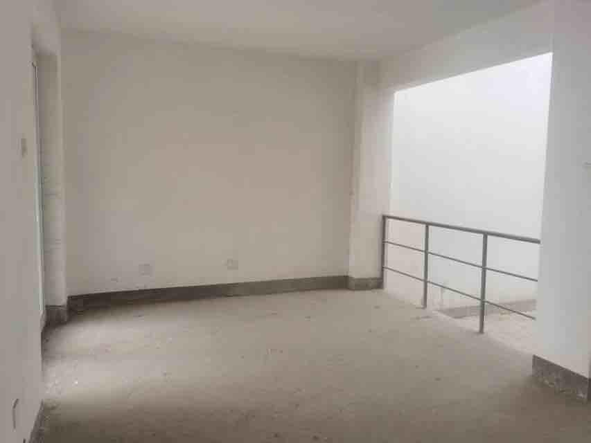 錦程佳園聯排！298平帶車庫330萬