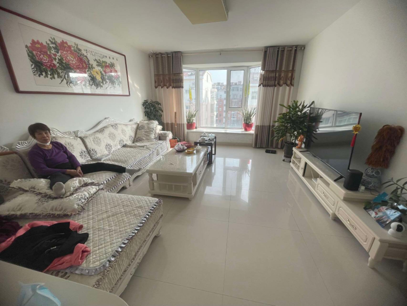 科大華苑D區121平精裝帶儲藏室49萬可議價