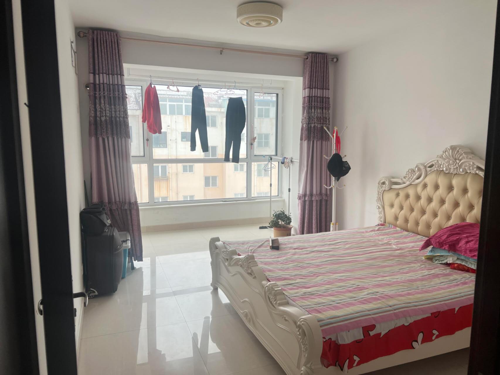 科大華苑D區121平精裝帶儲藏室49萬可議價