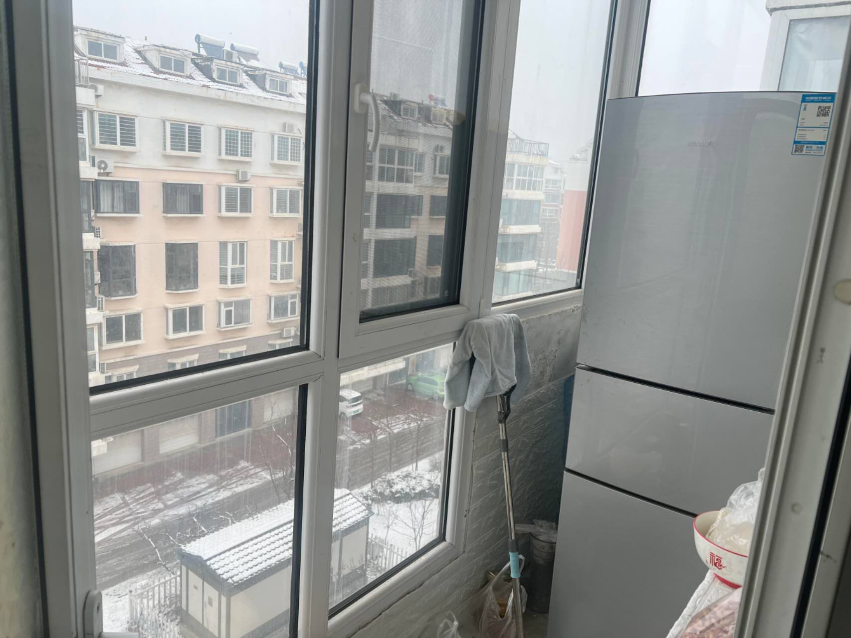 科大華苑D區121平精裝帶儲藏室49萬可議價