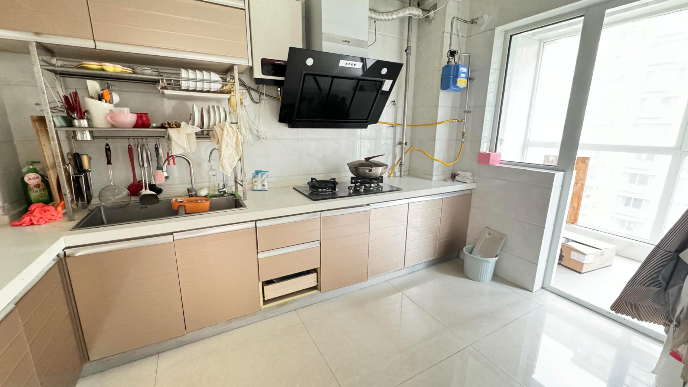 豐和園150平帶車位儲藏室精裝！89萬可議價