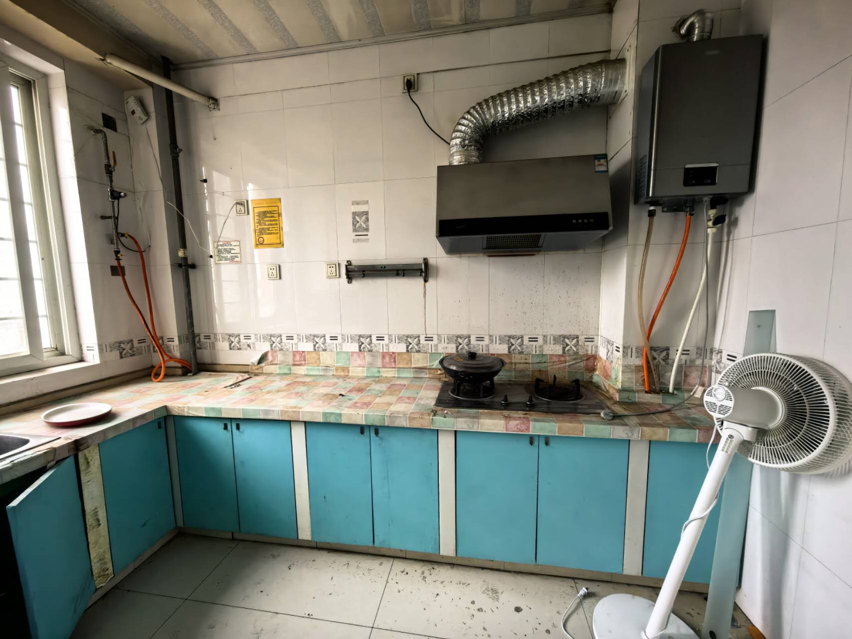 安盛北區三樓140平戶型最便宜的一套房源，帶儲藏室97萬