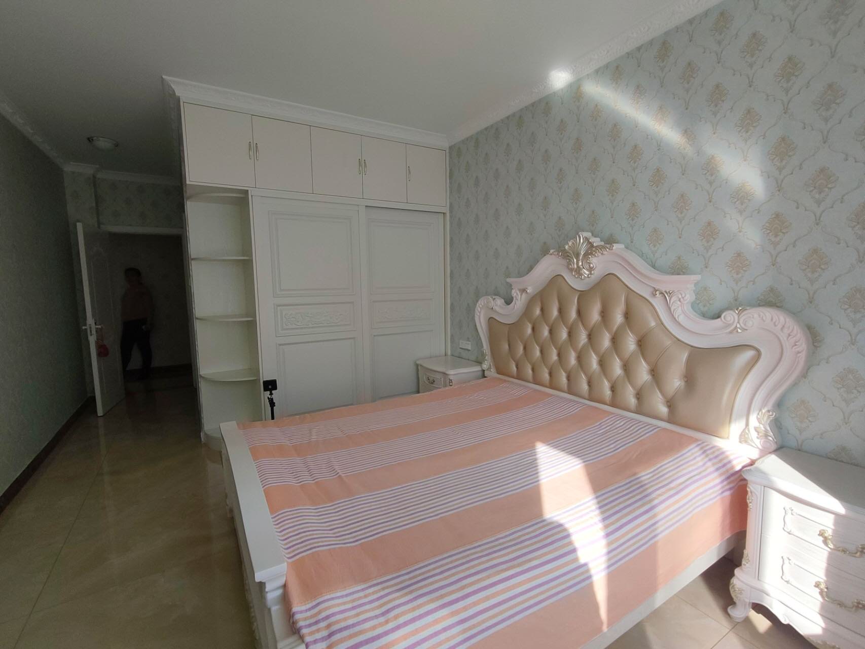 安盛北區精裝少住帶家具家電116萬可議價