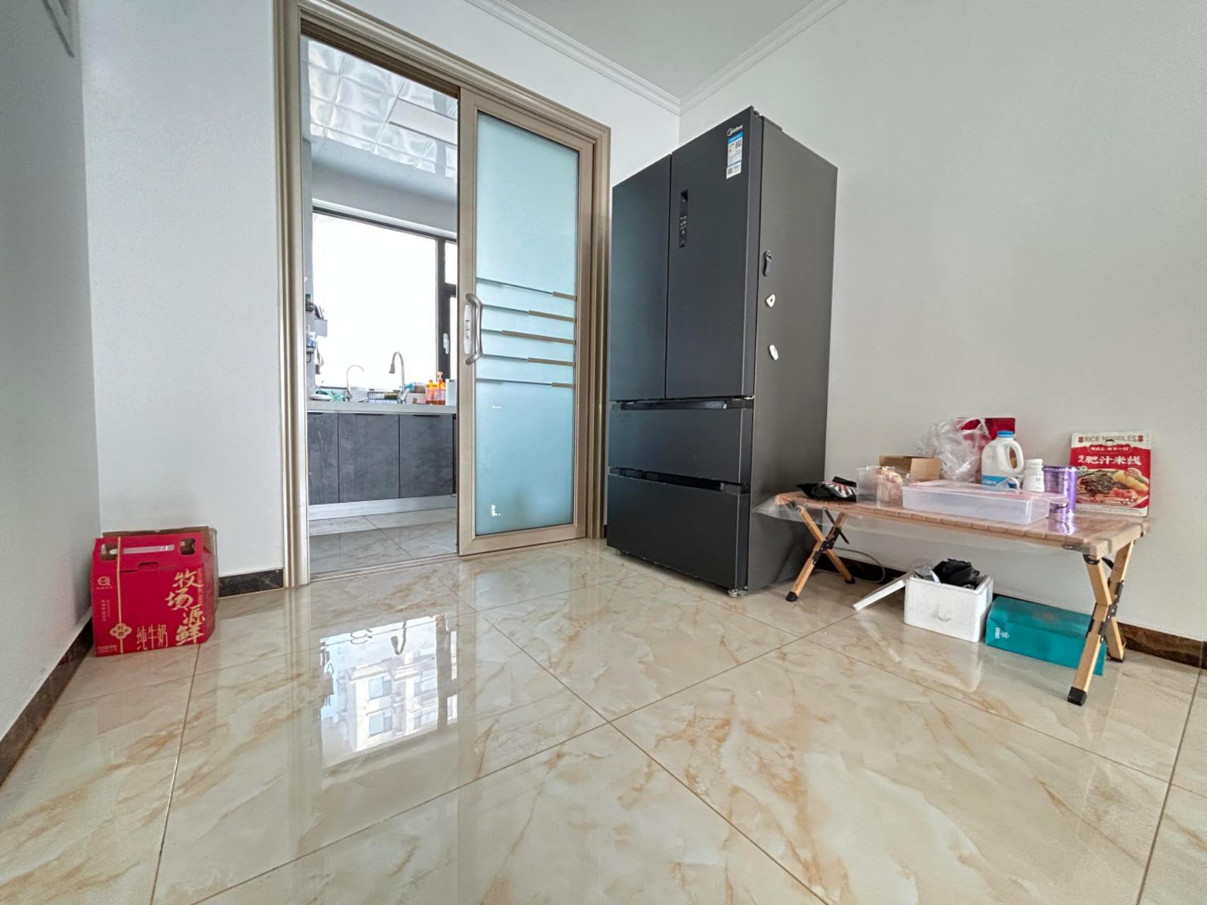 東城水城莊園精裝三居室121平帶儲藏室急售70萬