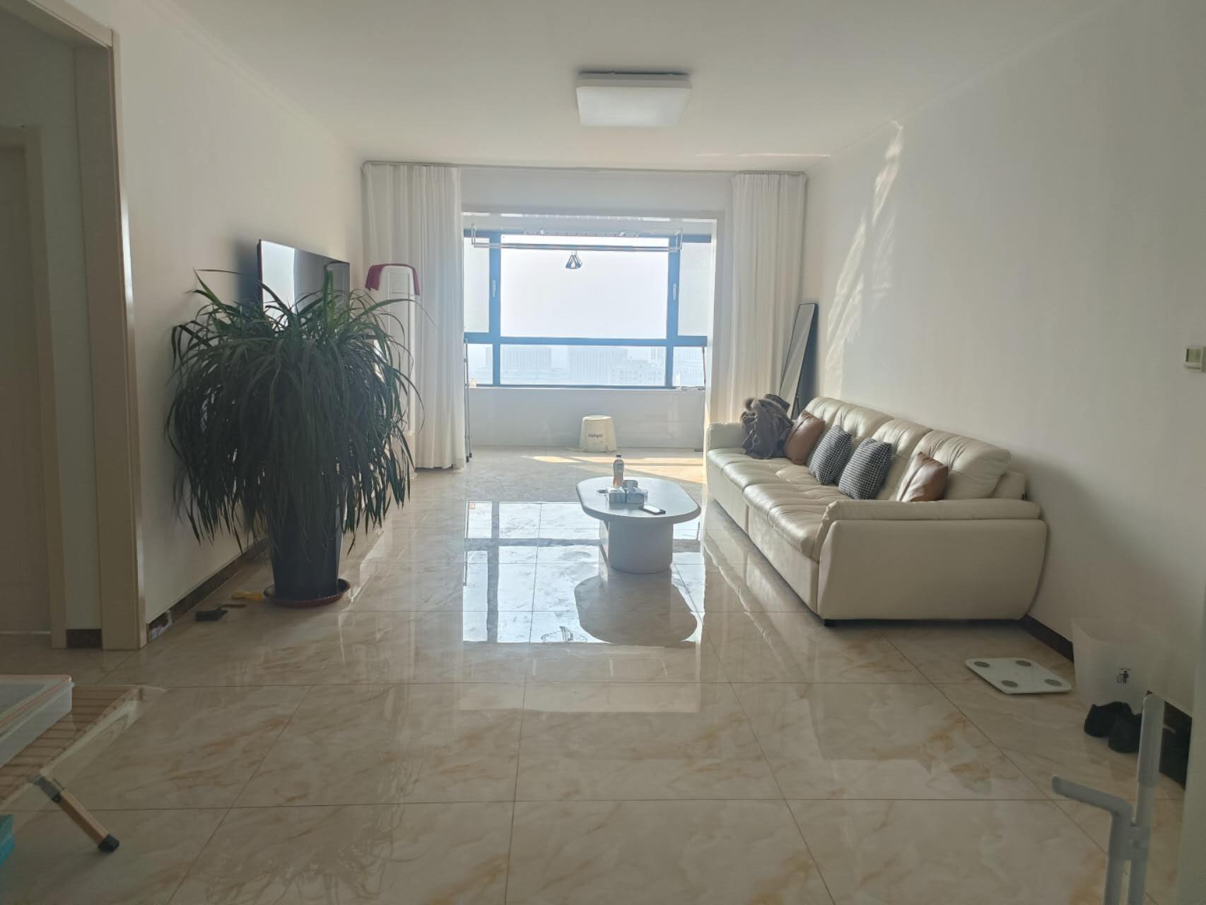 東城水城莊園精裝三居室121平帶儲藏室急售70萬