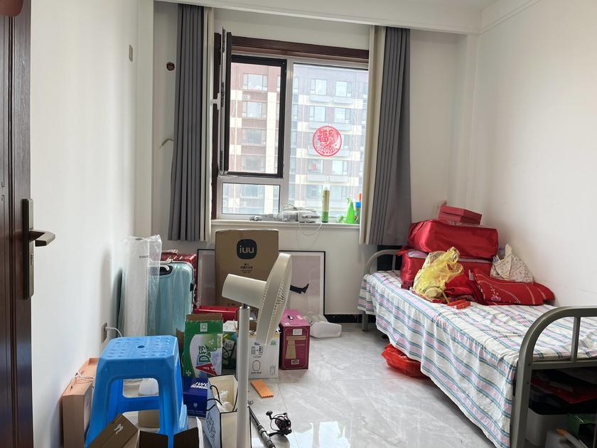 東城悅辰國際6樓126平精裝三居室急售81萬