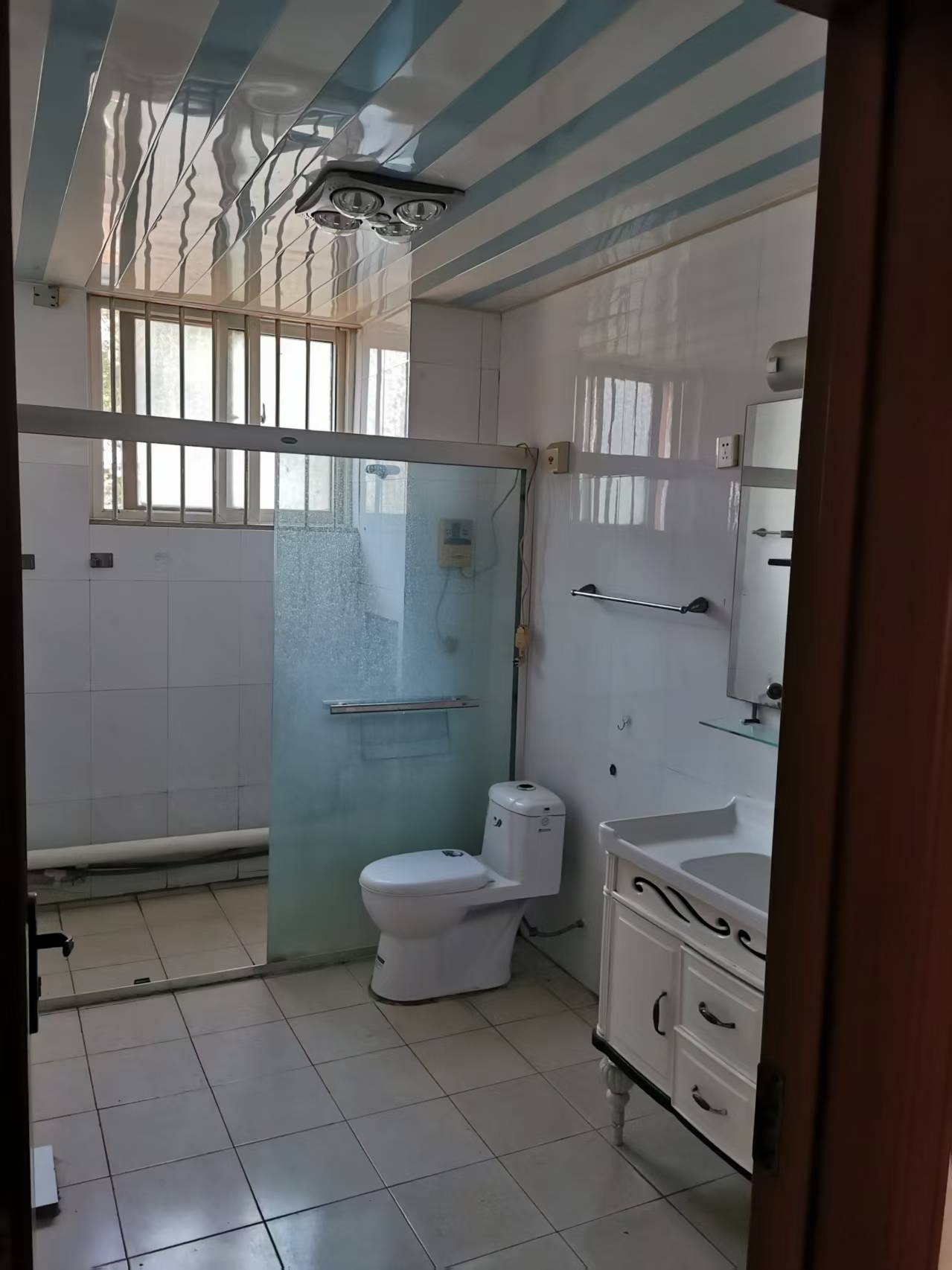 安寧北區一樓帶車庫