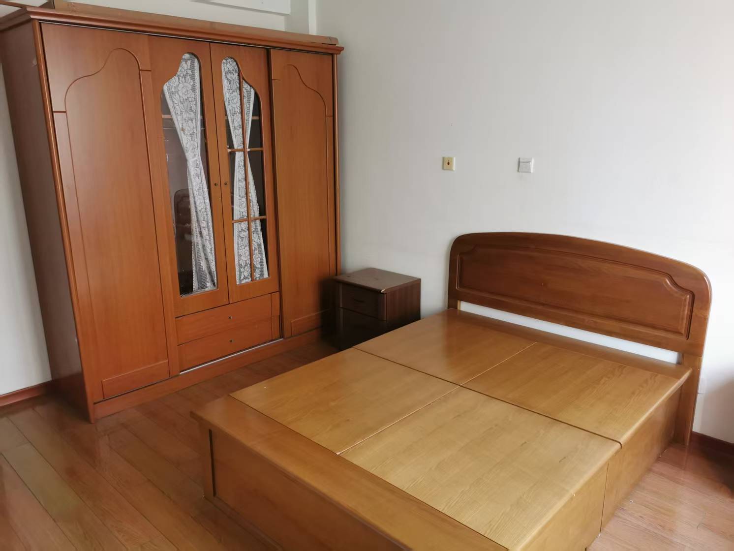 安寧北區一樓帶車庫