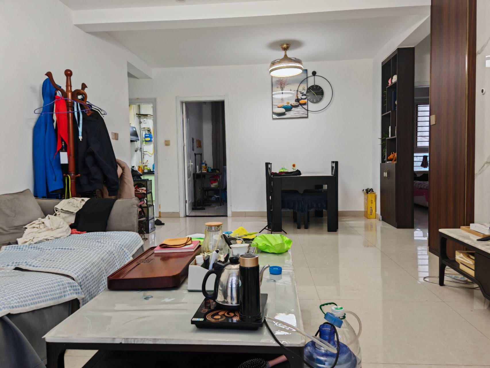 新居華府6樓112平3居室裝修還可以急售57萬