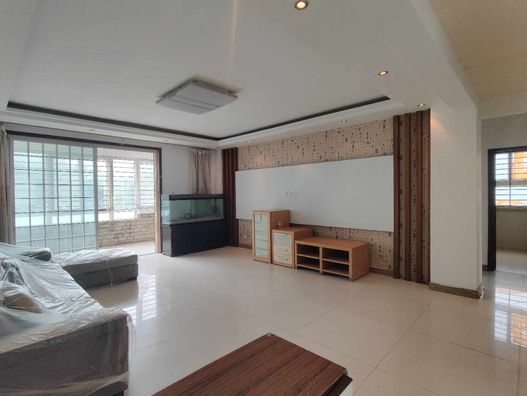 安興北區二樓！位置好！126平三室兩廳109萬