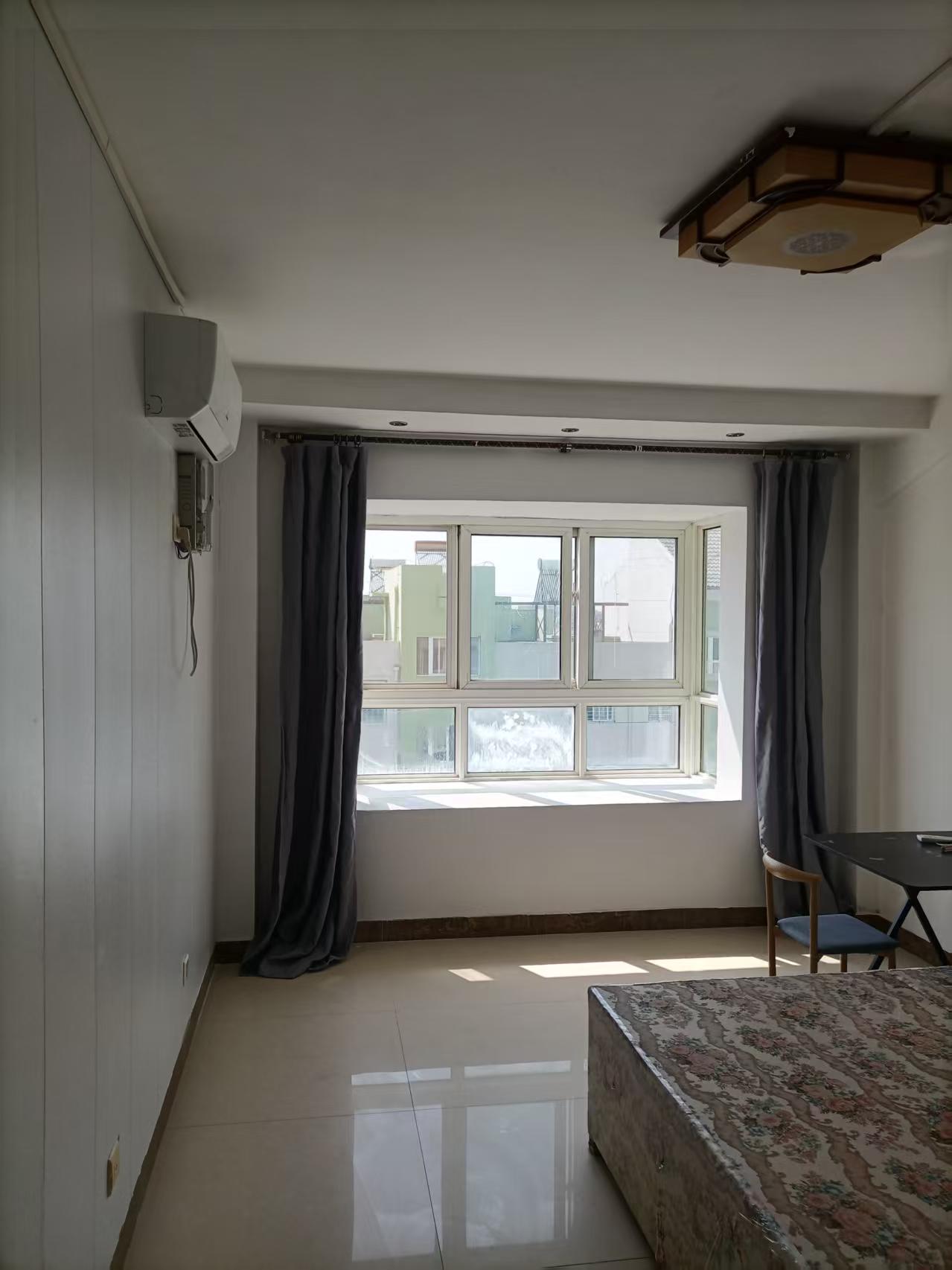 安慧南區閣樓1居室出租，適合陪讀，價格面議