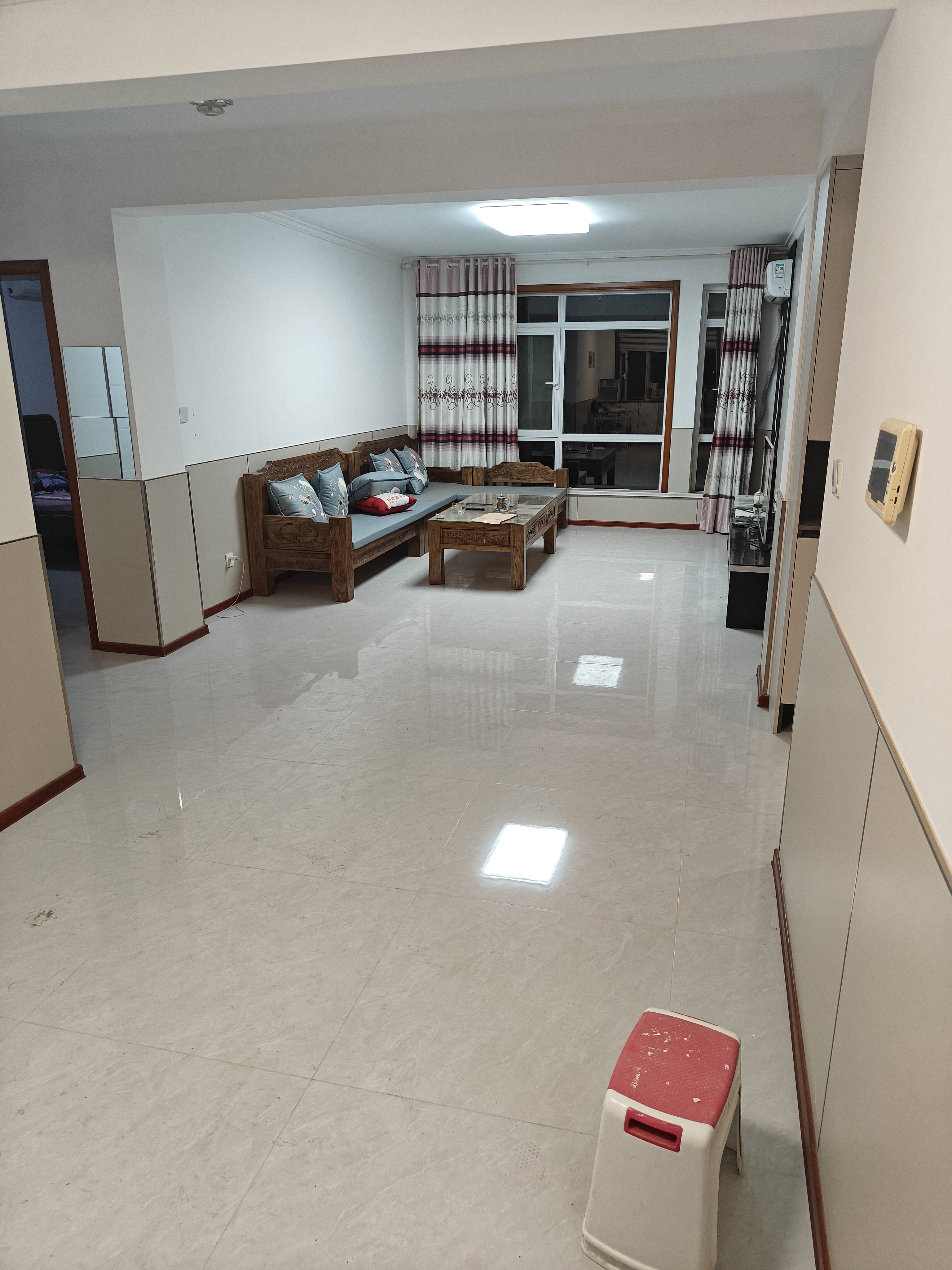 勝大西苑 西區 128平 全新裝修 部分全新家電