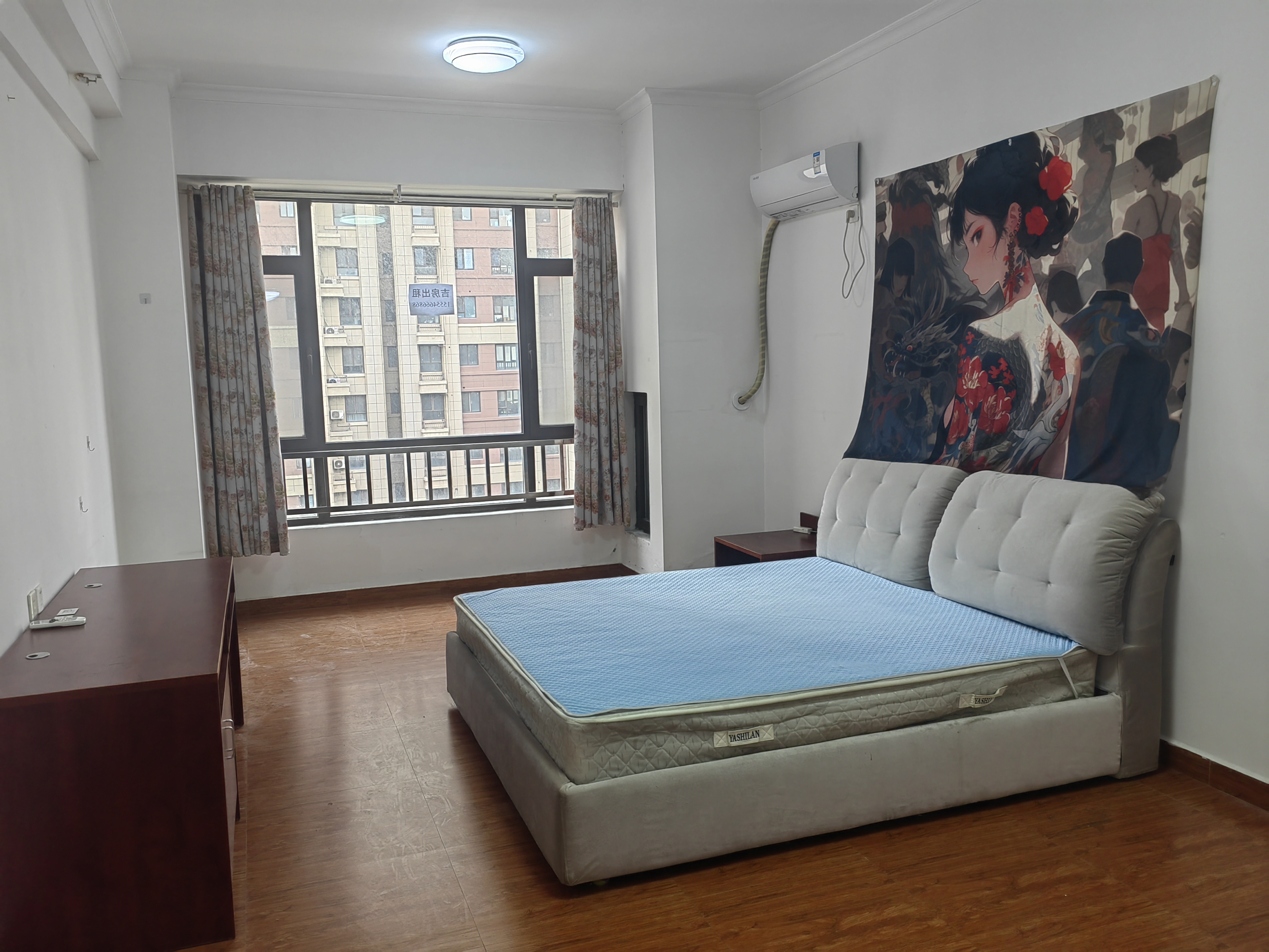 寶龍公寓年租1.2萬，拎包入住