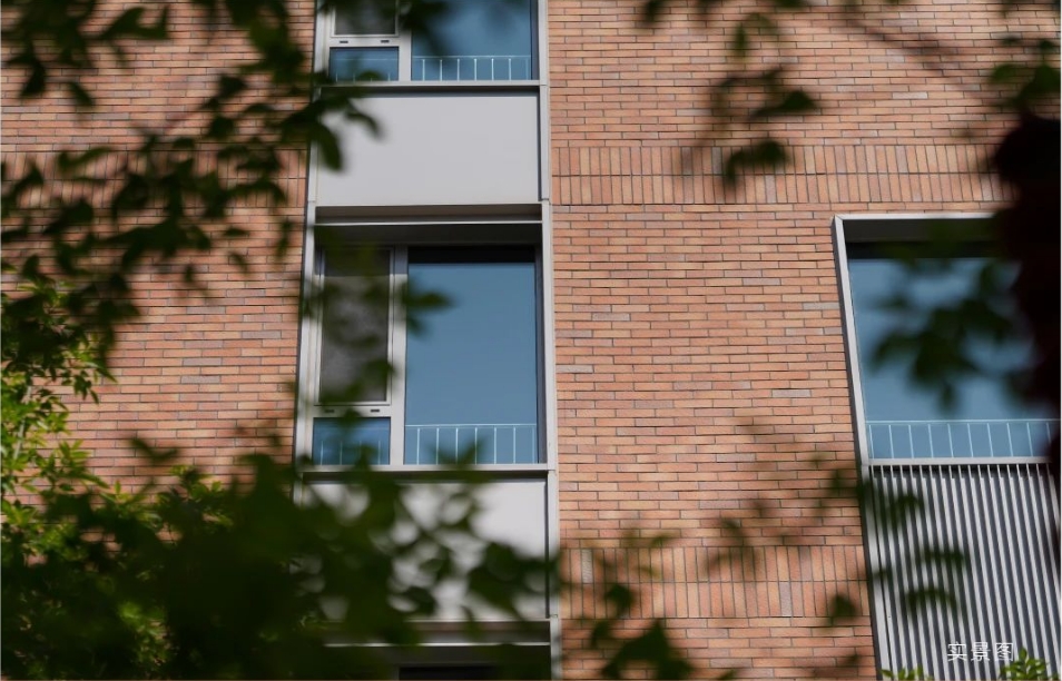 眾成凱悅華著工程進度