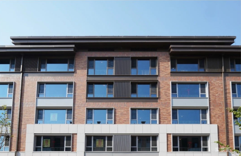 眾成凱悅華著工程進度