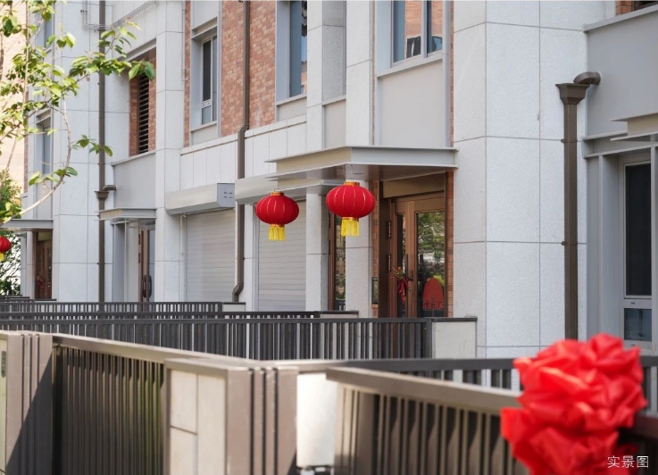 眾成凱悅華著工程進度