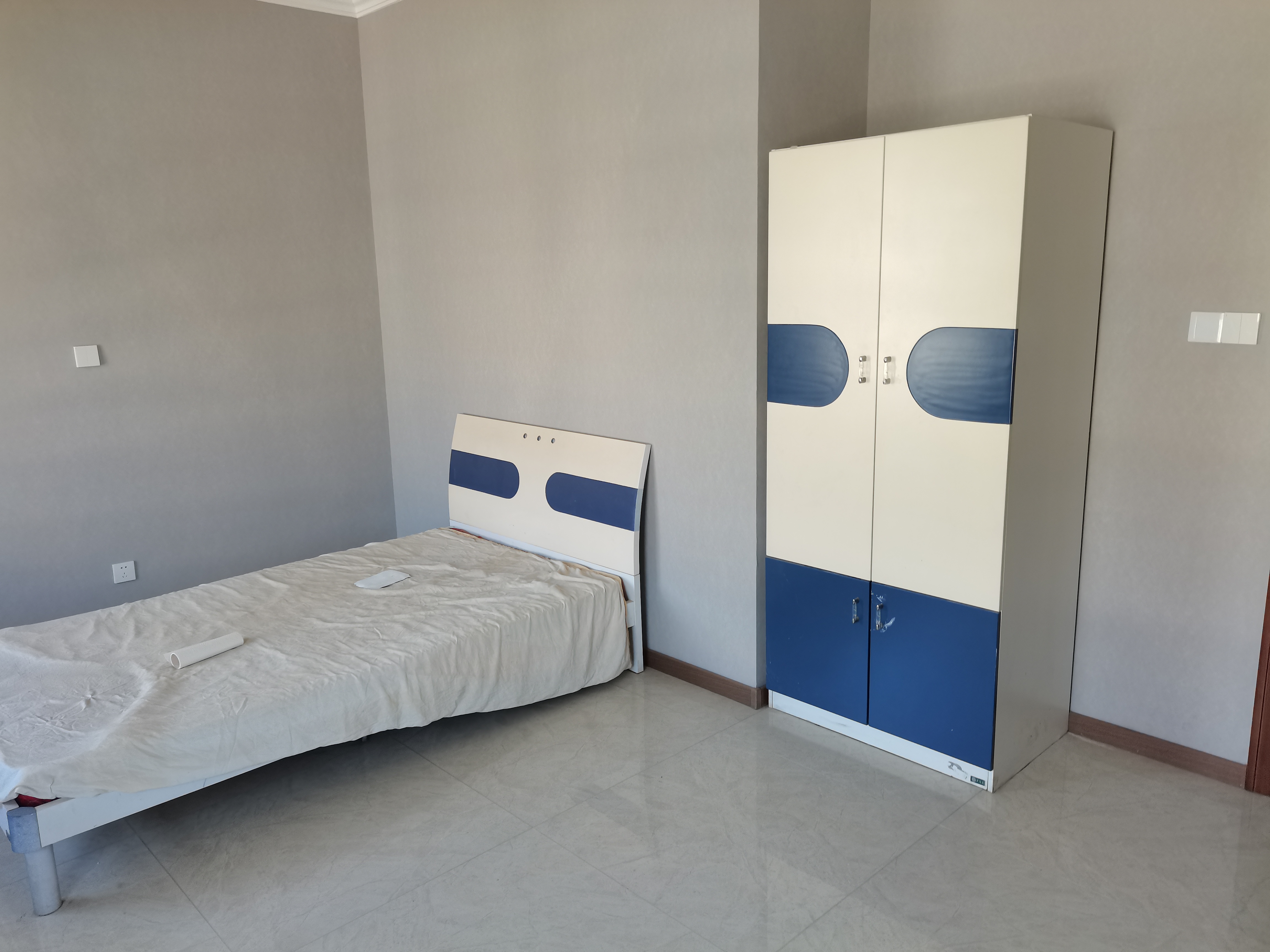 出租怡和家園3室1廳2衛158平米23000元/年住宅