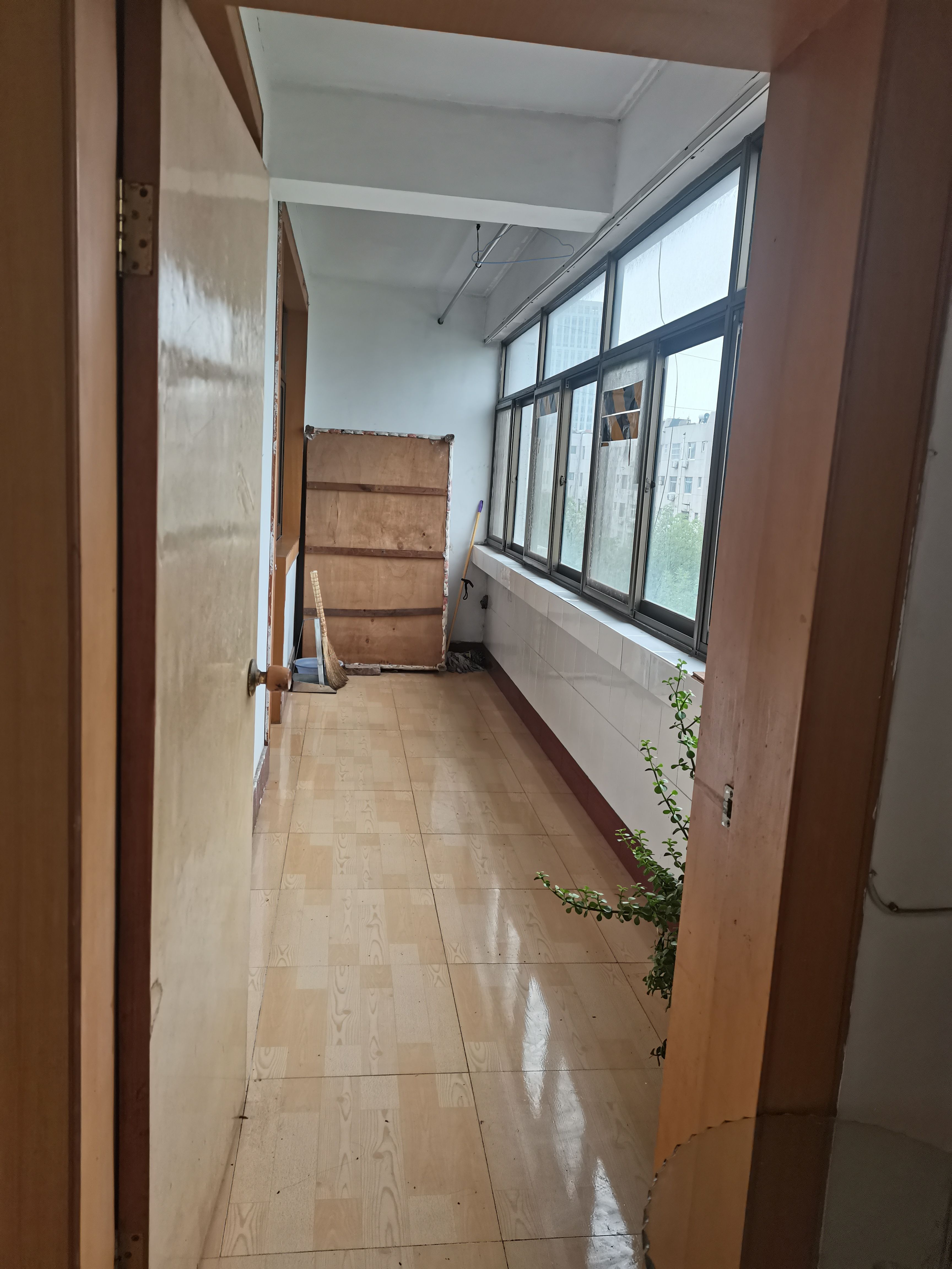 出租海河南區3室2廳1衛99.98平米27000元/年住宅