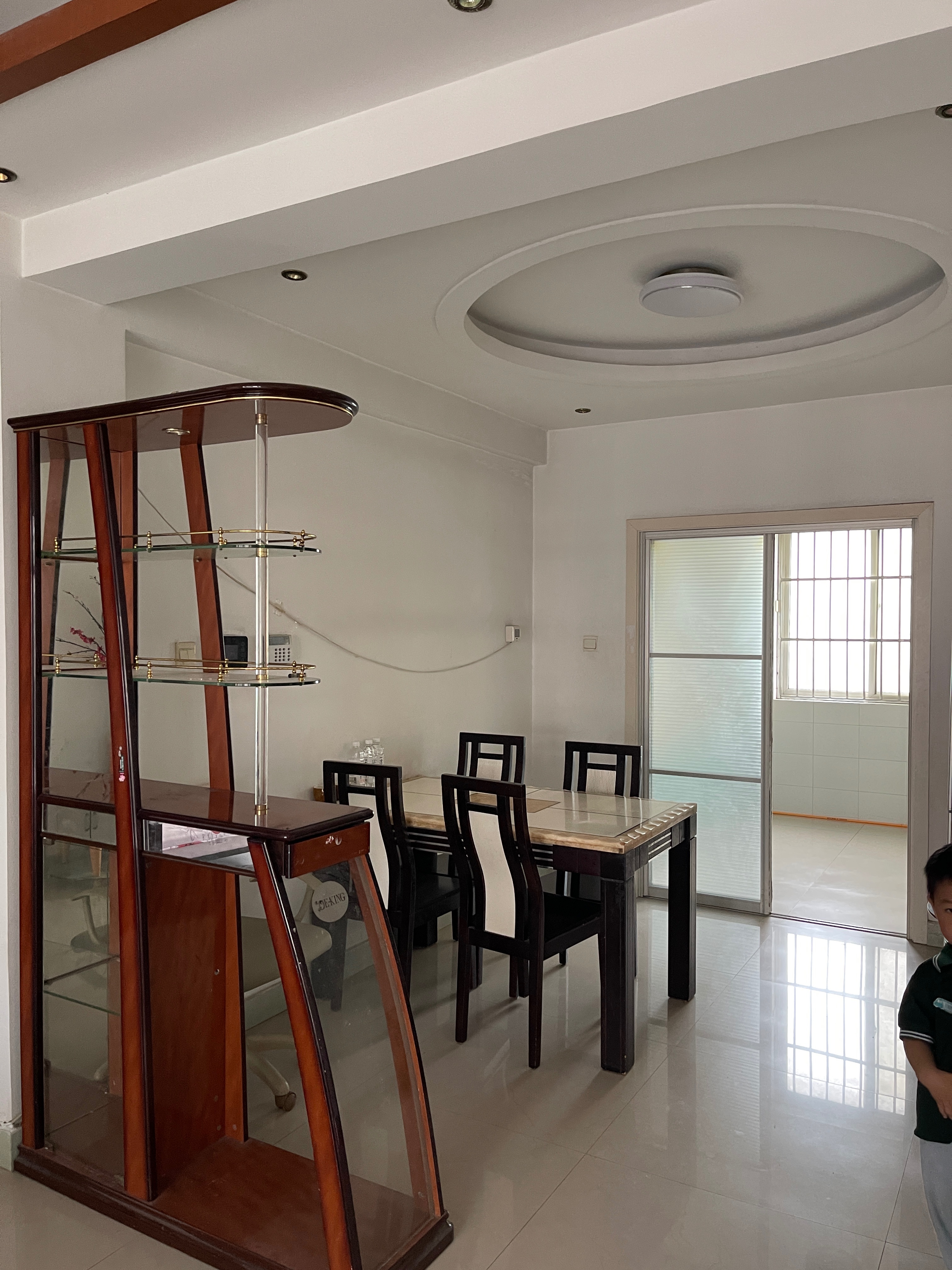 出租安泰南區3室2廳1衛130平米24000元/月住宅