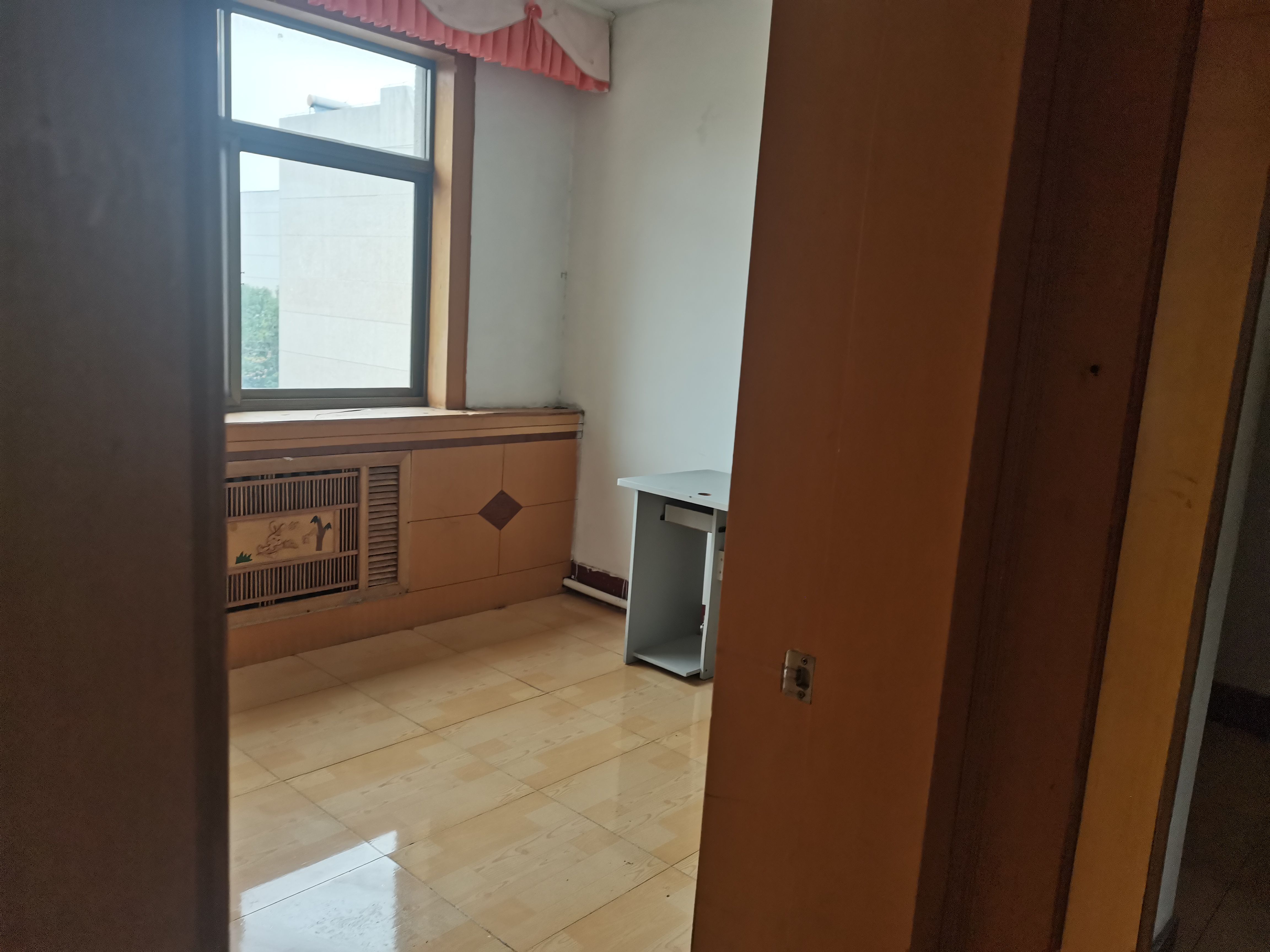 出租海河南區3室2廳1衛99.98平米27000元/年住宅