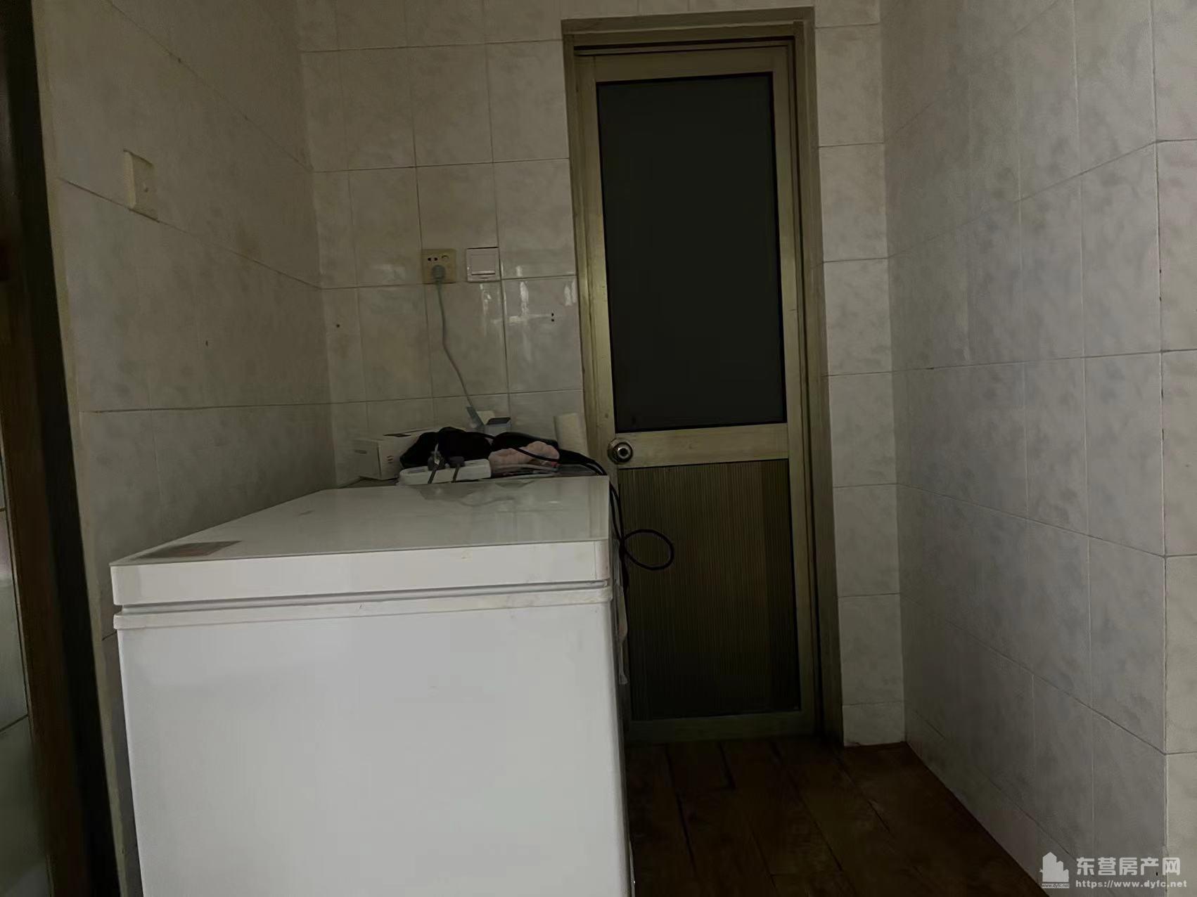 急售金盾小區送獨立閣樓45平帶車庫20平