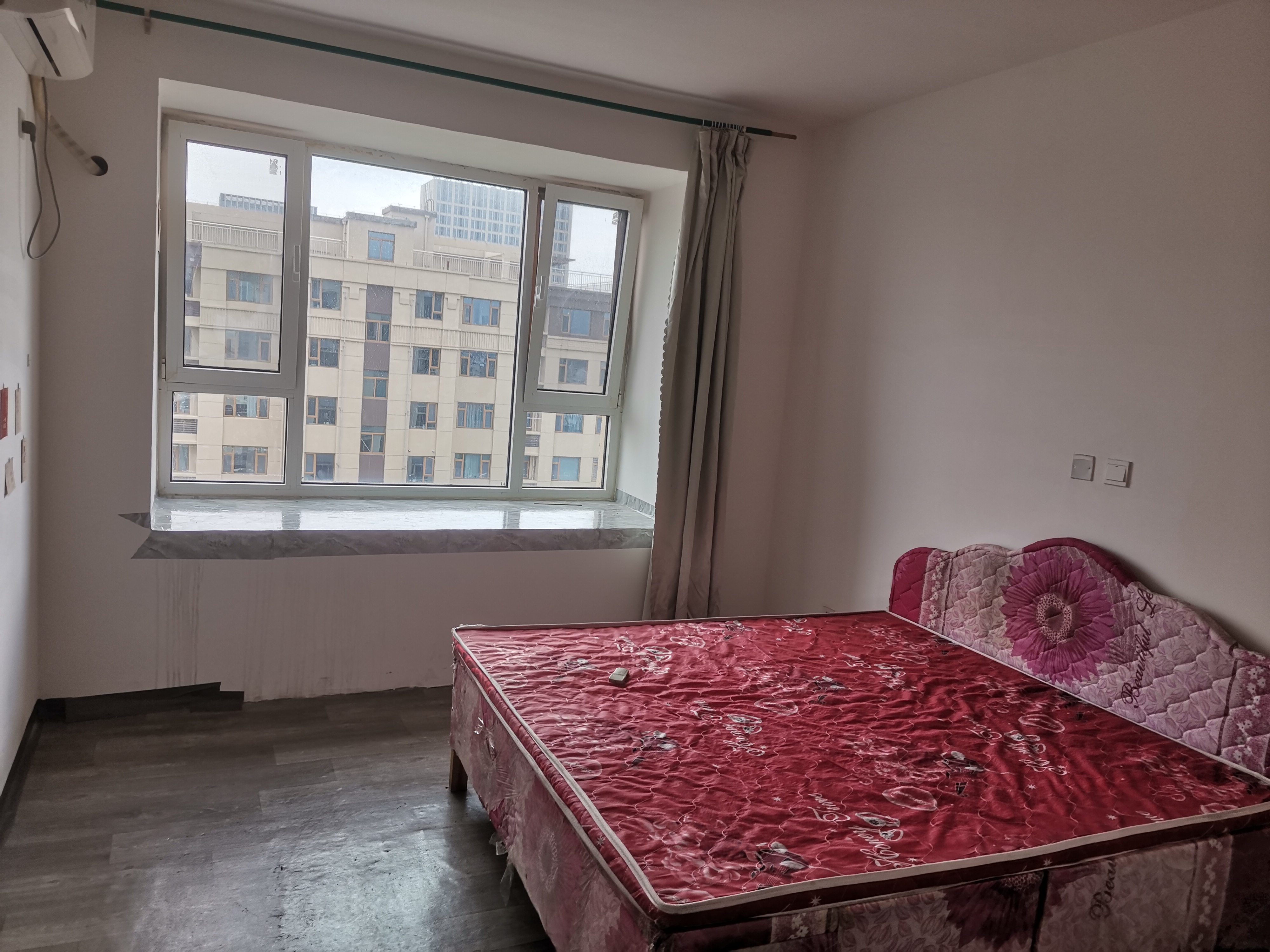 墾利天悅華府3室2廳1衛135平米