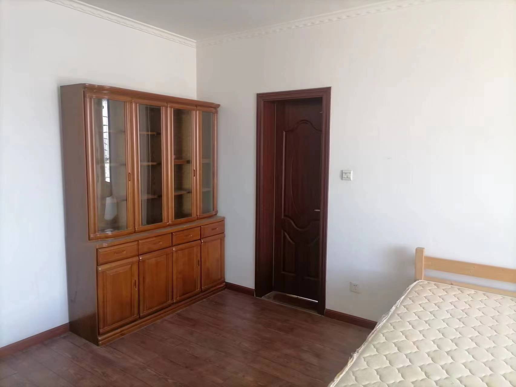 出租天業 盛世龍城3室2廳2衛160平米1500元/月住宅