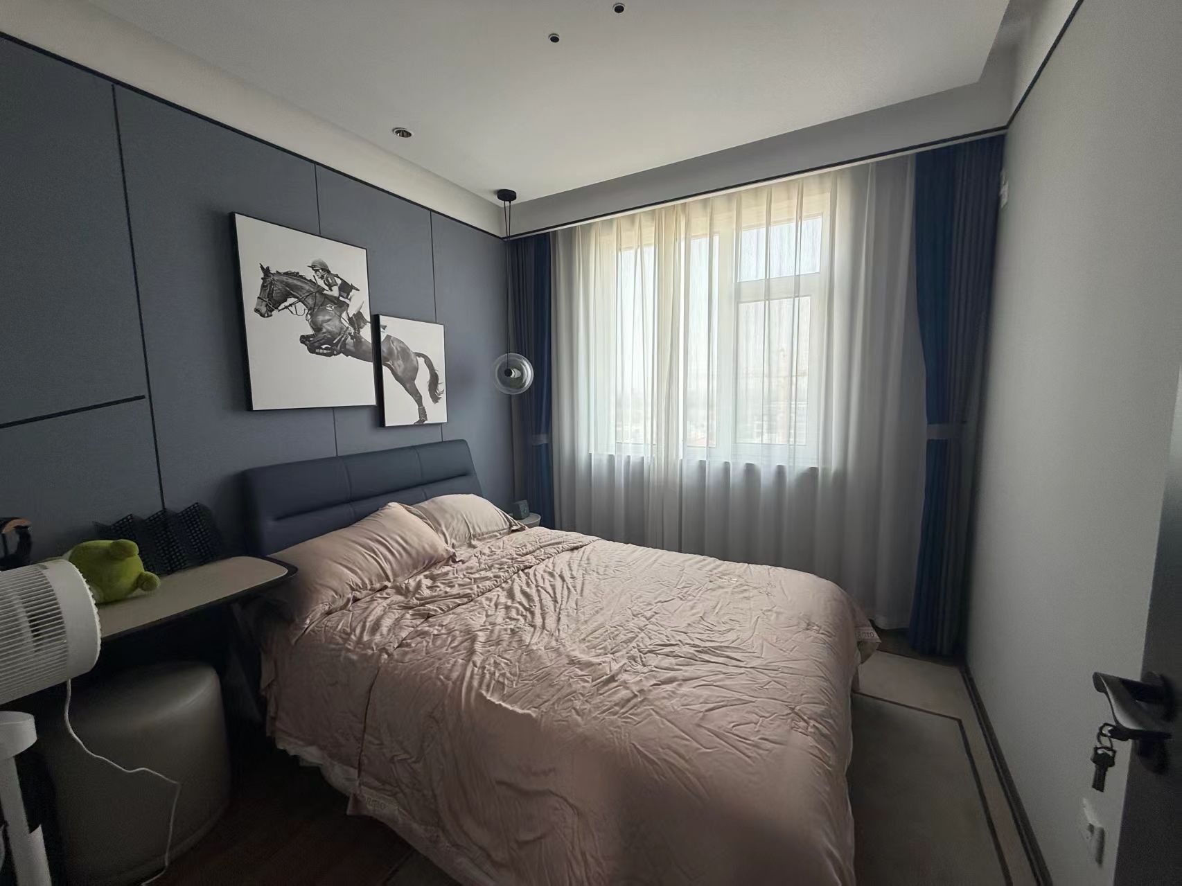 莒州路學區房！精裝未??！御墅藍灣123平三室帶車位119萬可議