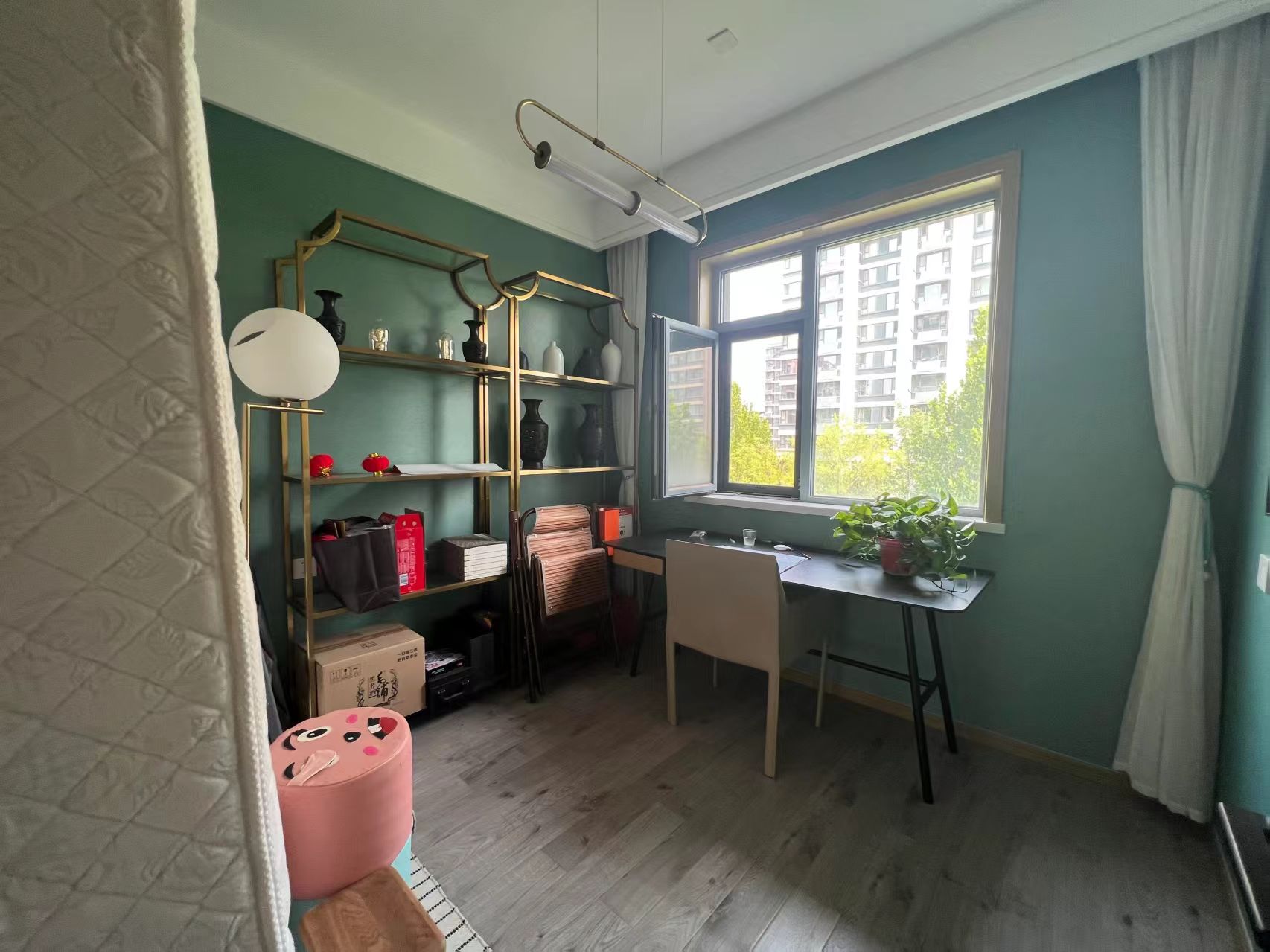 眾成和園146平四室雙衛帶車儲！您盡管看房價格可大刀砍！莒州路學區