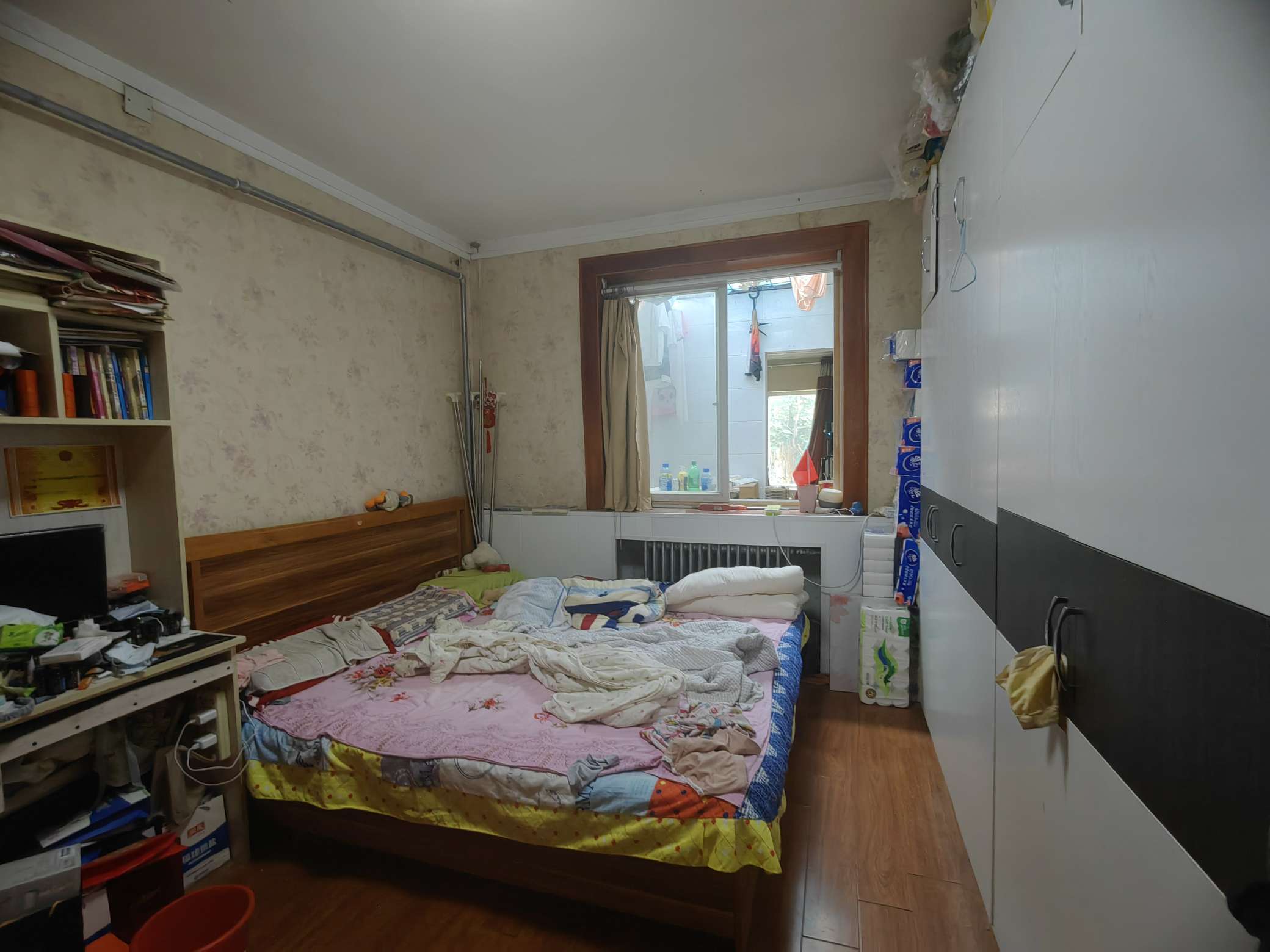 58中南鄰 辛興小區1樓61平帶院精裝2室65萬好議價