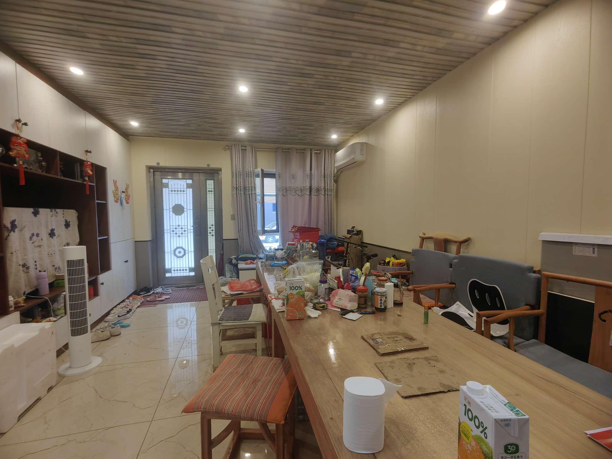 58中南鄰 辛興小區1樓61平帶院精裝2室65萬好議價